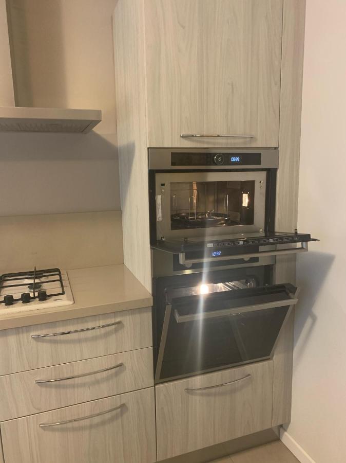 Le Noir Appartment Πεσκιέρα ντελ Γκάρντα Εξωτερικό φωτογραφία